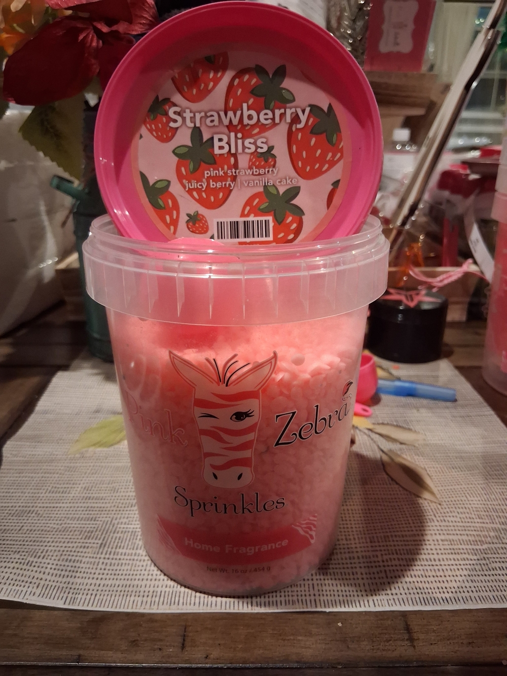 Pink Zebra Strawberry Bliss Sprinkles Bath Soak - Pink